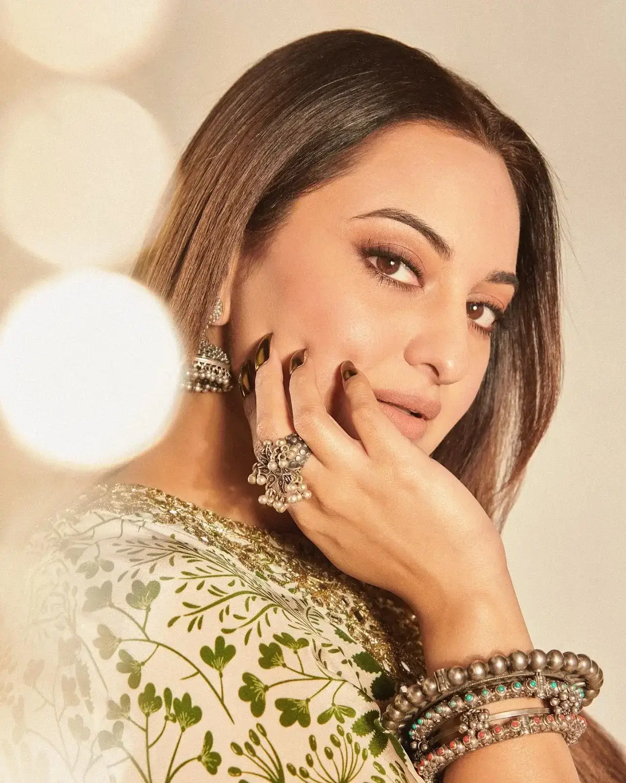 Bollywood Actress Sonakshi Sinha In Beautiful Green Dress